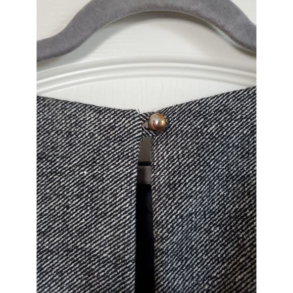 Vintage Milly of New York Wool Silk Suede Tweed Gold Chain Sheath Dress, Size 2 - Picture 10 of 13